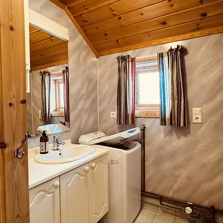 度假居 Cozy With Stunning Views In *